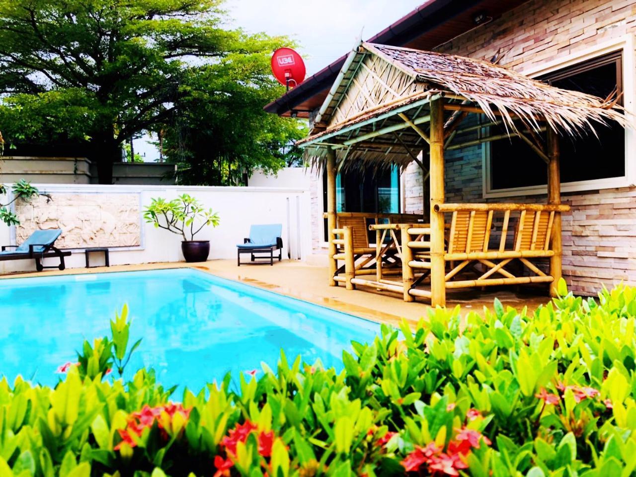 Thai Family Rawai Swimming Pool Villa Hotel Exterior foto